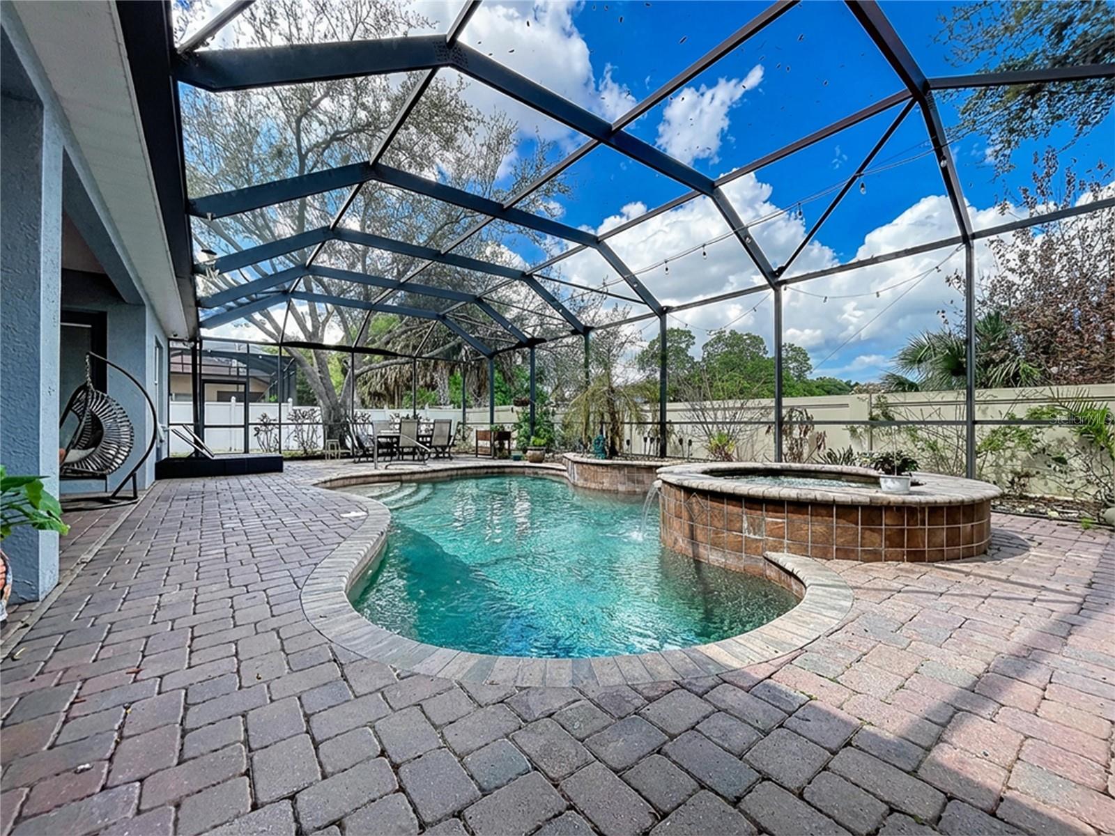 VINEYARDS - Residential