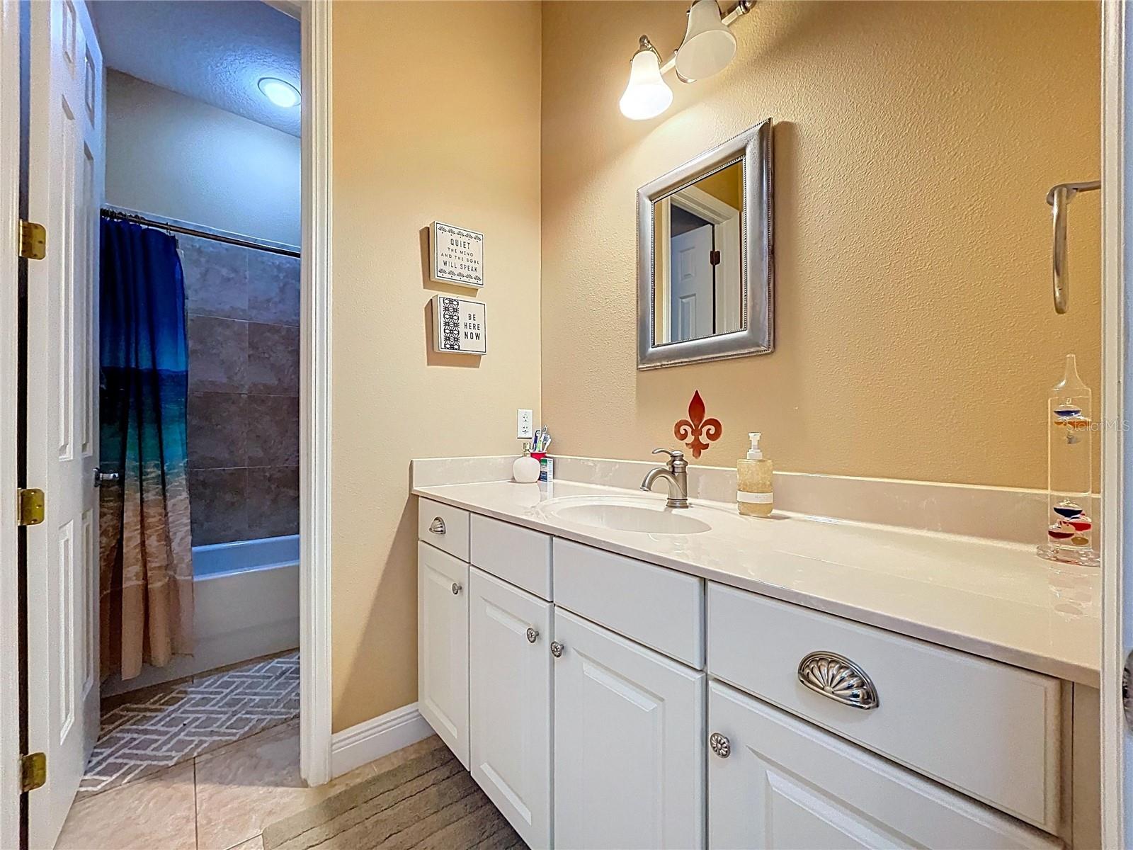 VINEYARDS - Residential