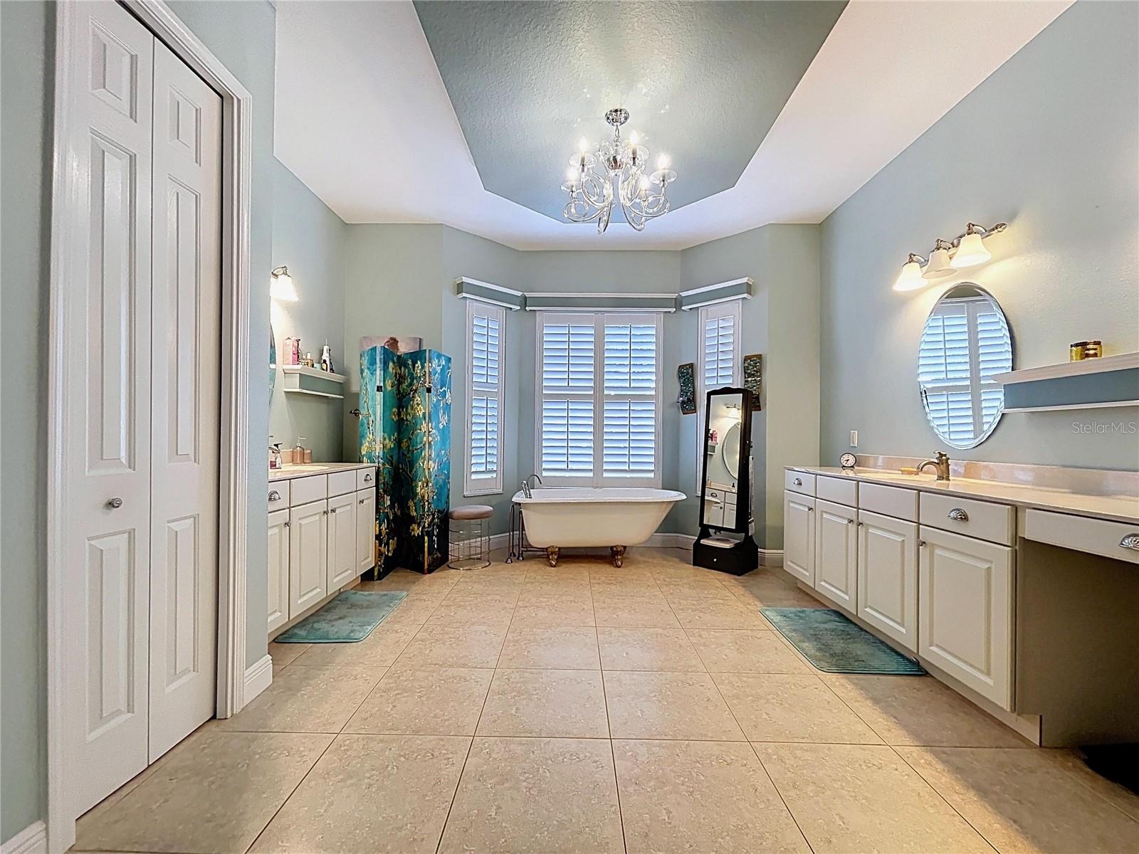 VINEYARDS - Residential