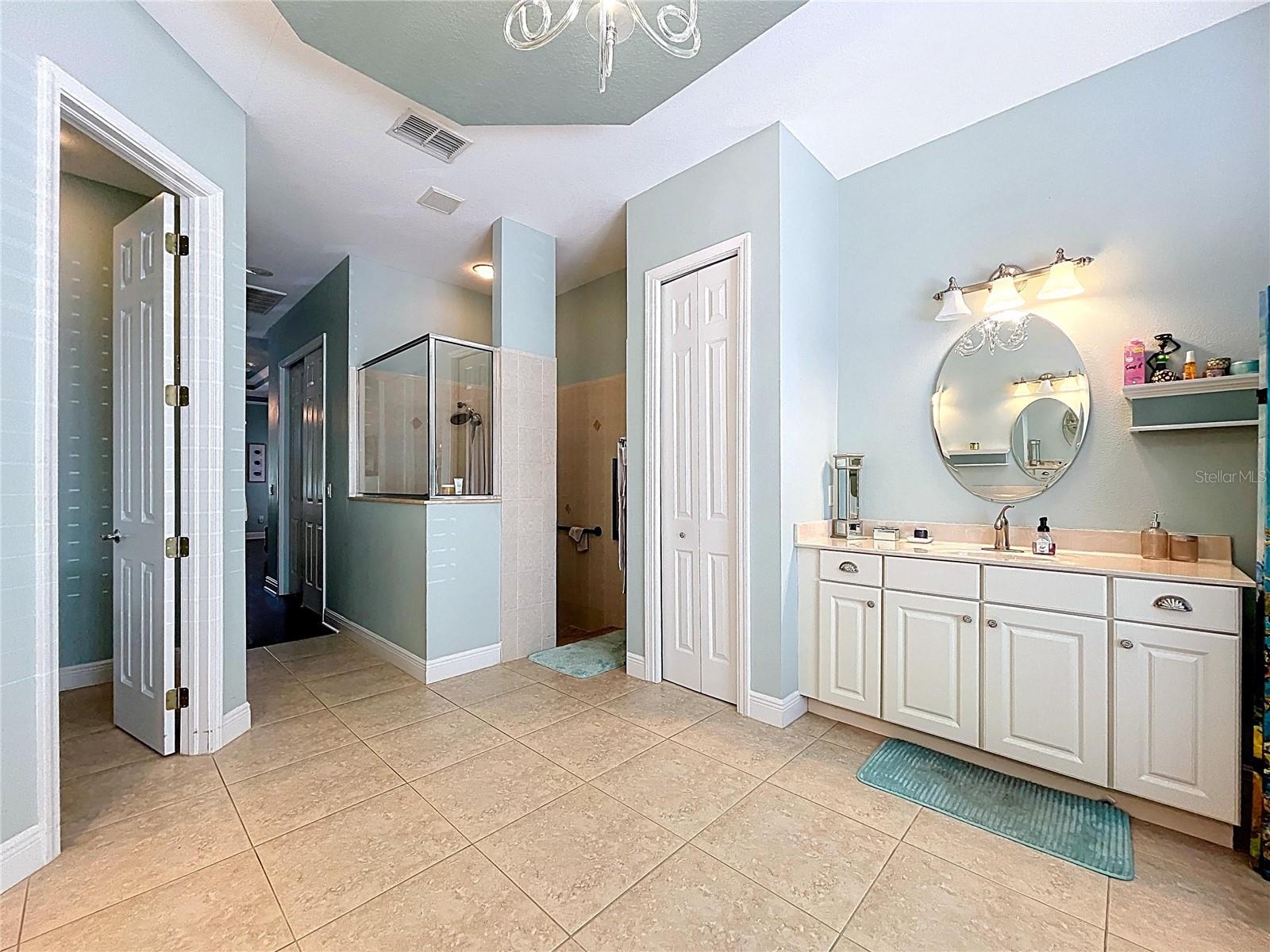 VINEYARDS - Residential