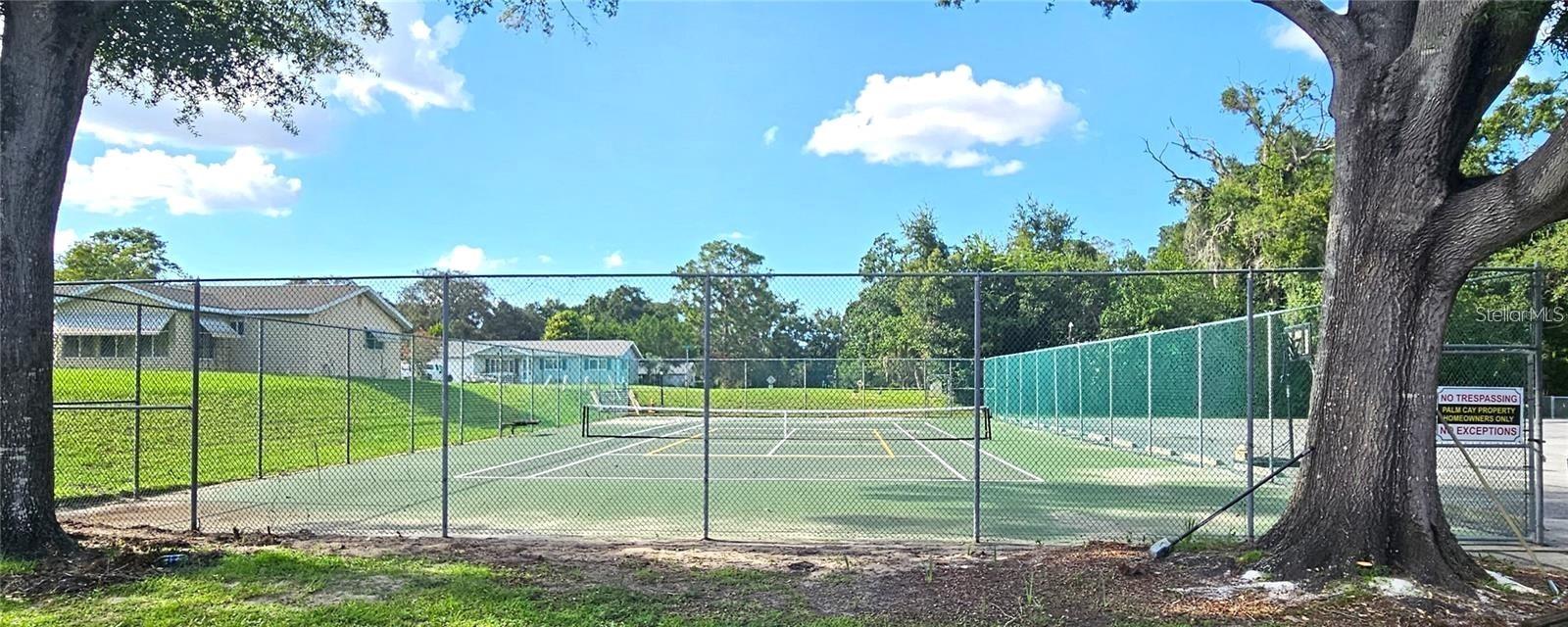 PALM CAY UN 02 & REPLAT/TRACT - Residential