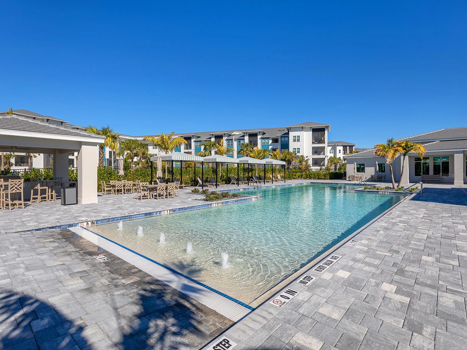 WATERCOLOR PLACE - Residential