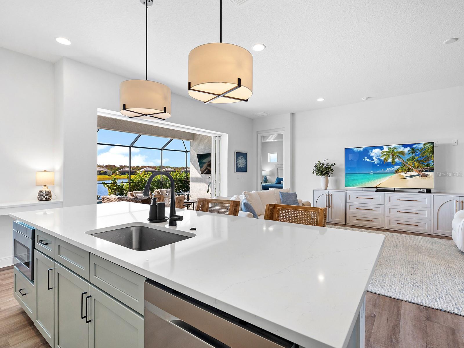 WATERCOLOR PLACE - Residential