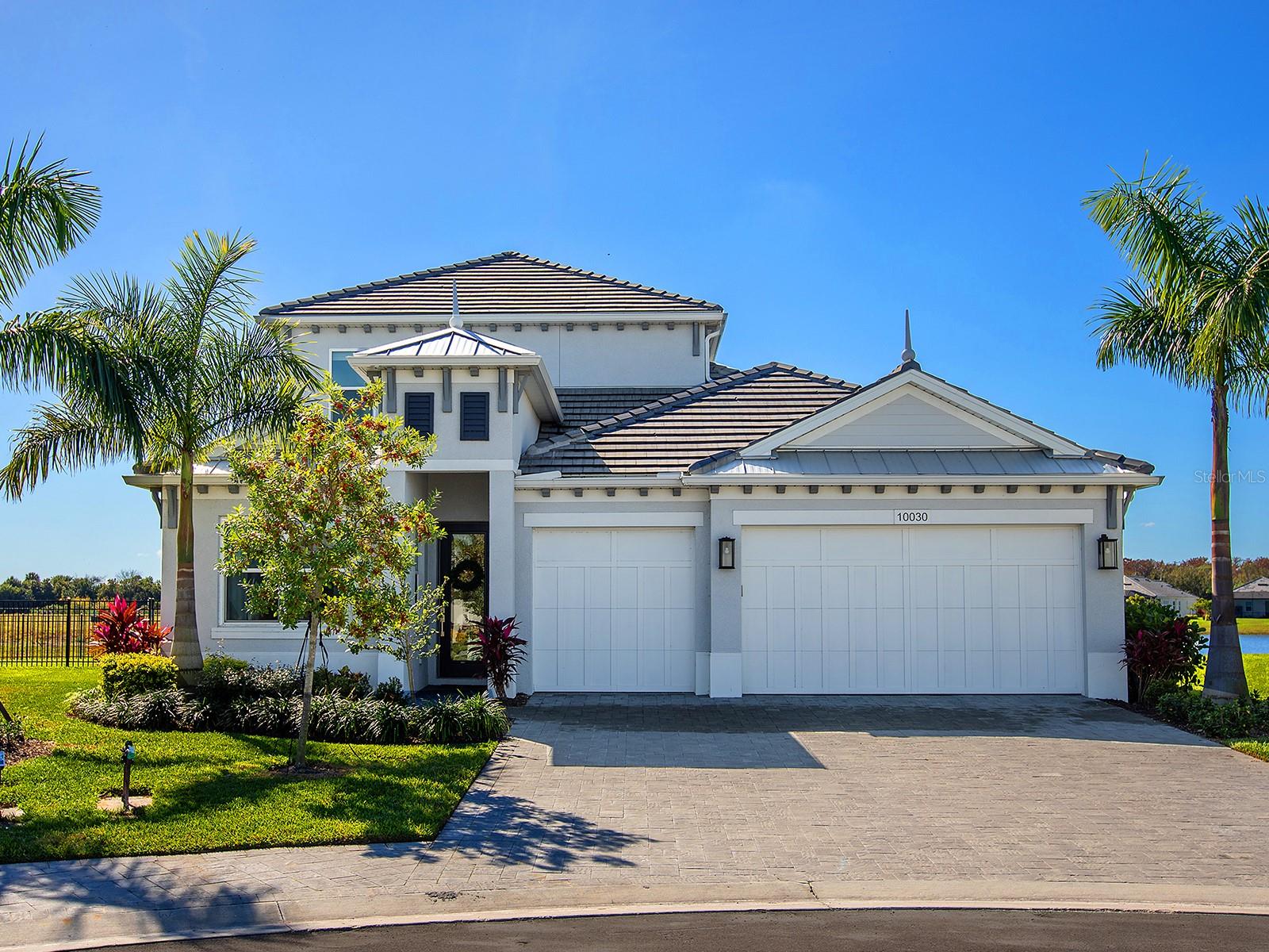 WATERCOLOR PLACE - Residential