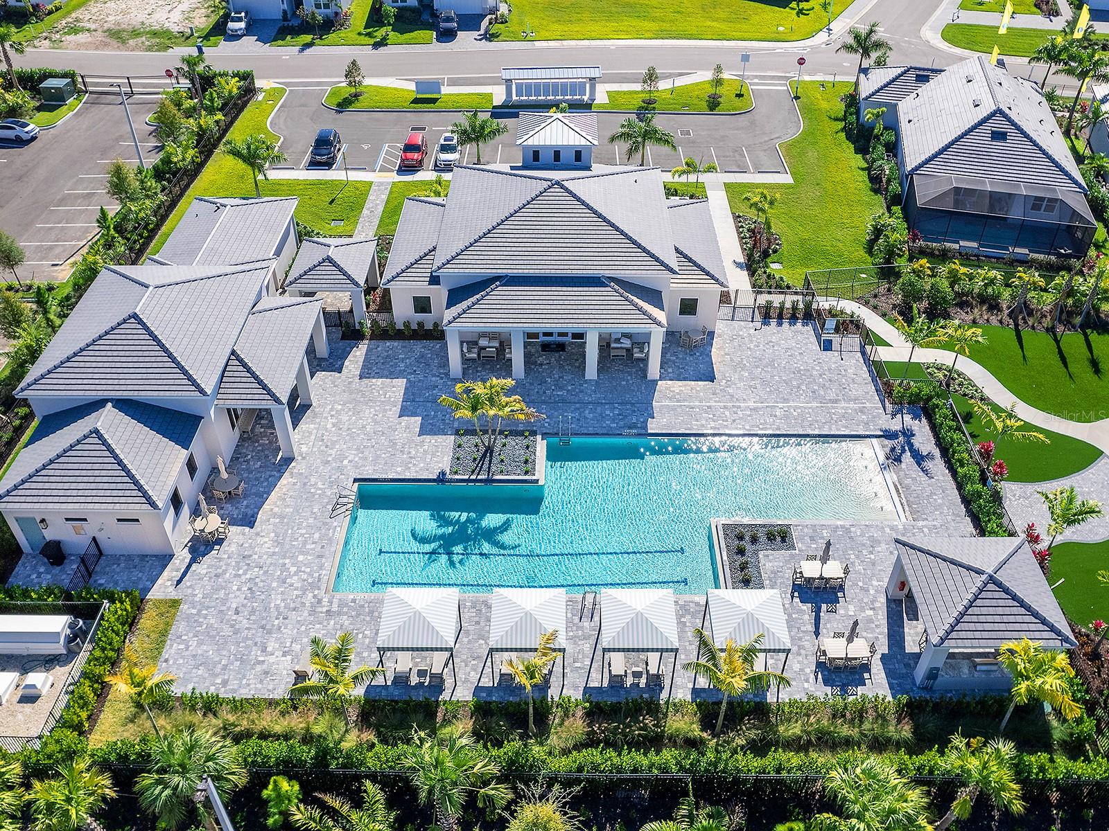 WATERCOLOR PLACE - Residential