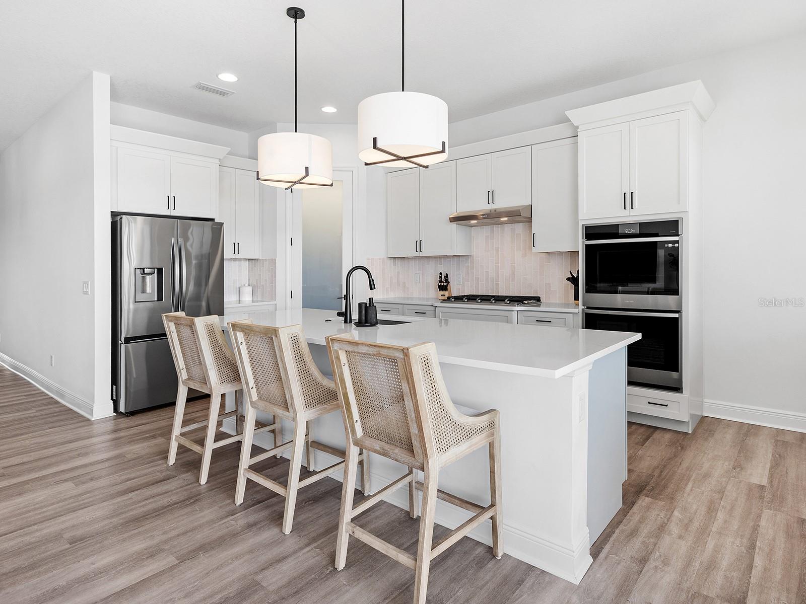 WATERCOLOR PLACE - Residential