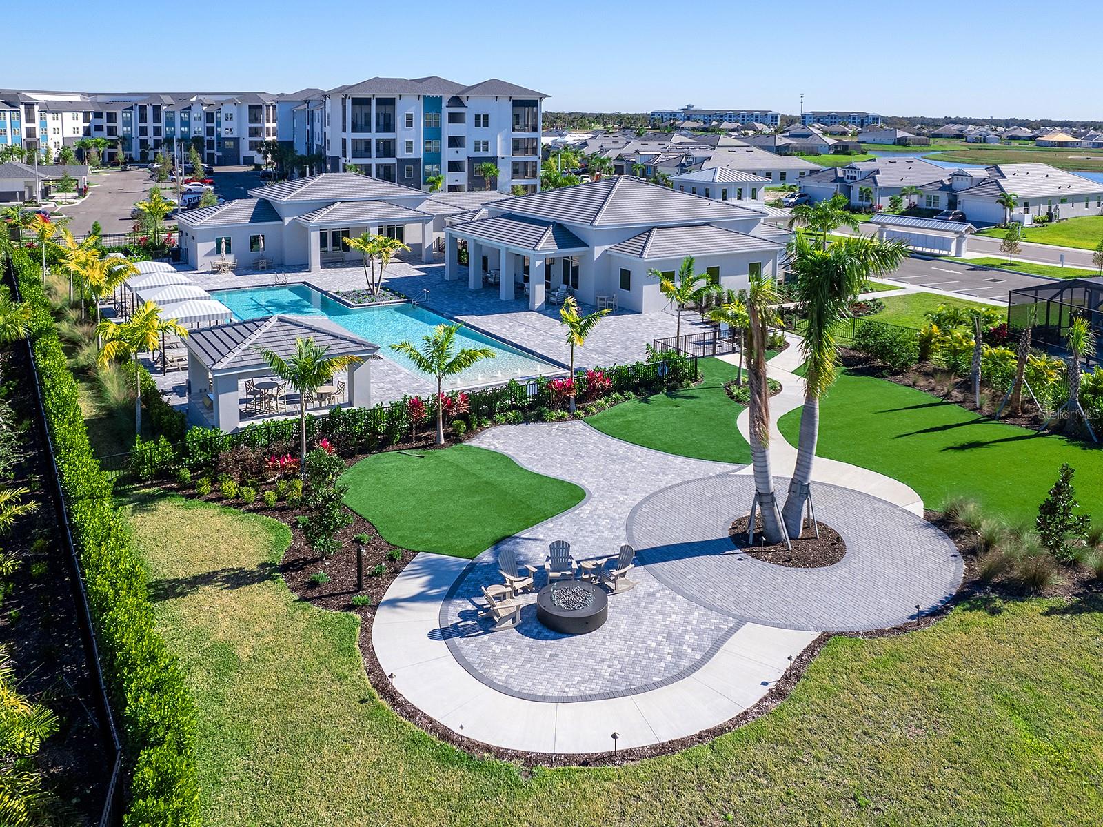 WATERCOLOR PLACE - Residential