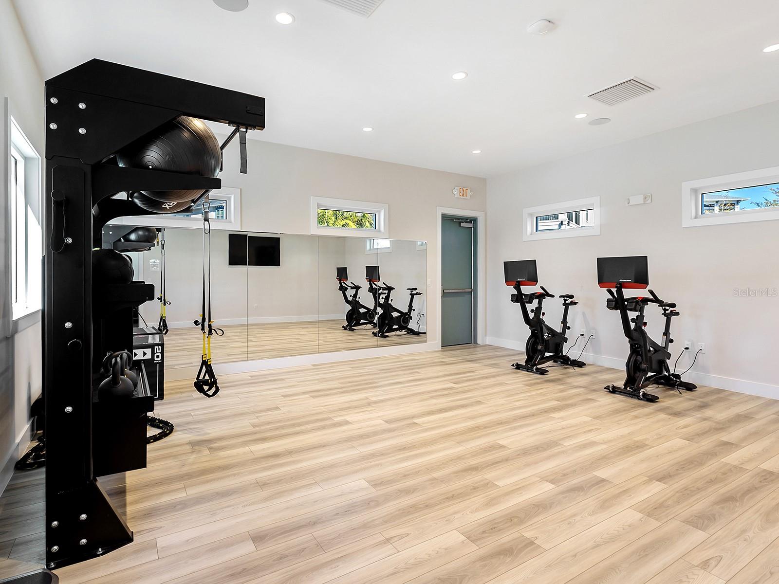 WATERCOLOR PLACE - Residential