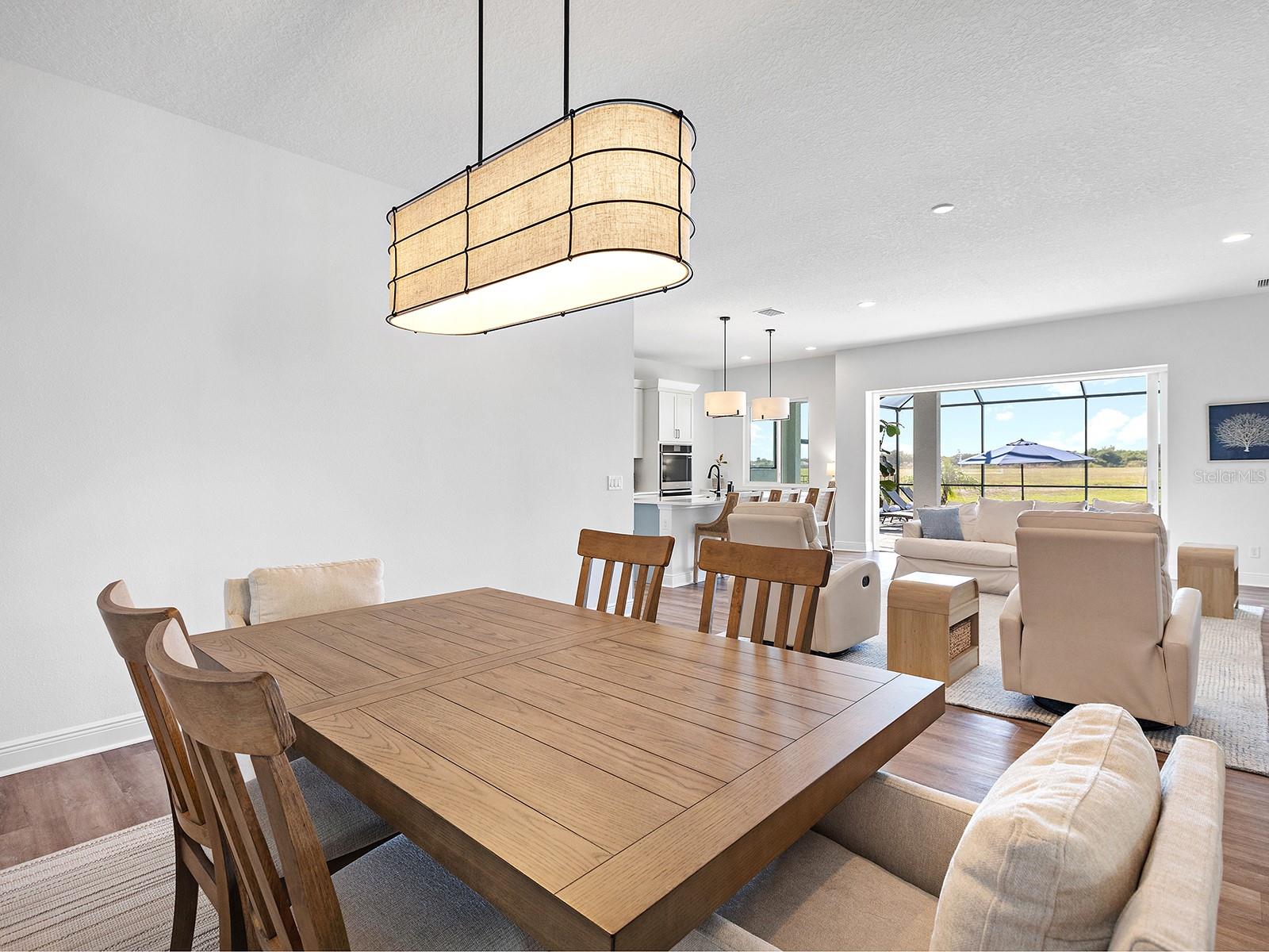 WATERCOLOR PLACE - Residential