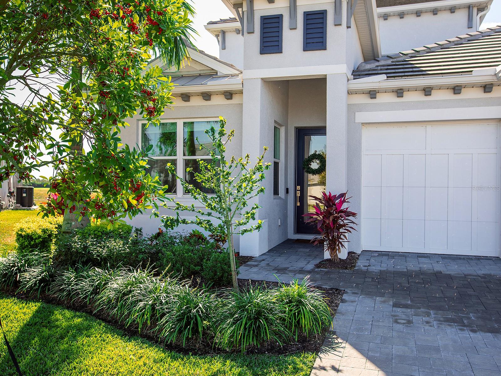 WATERCOLOR PLACE - Residential