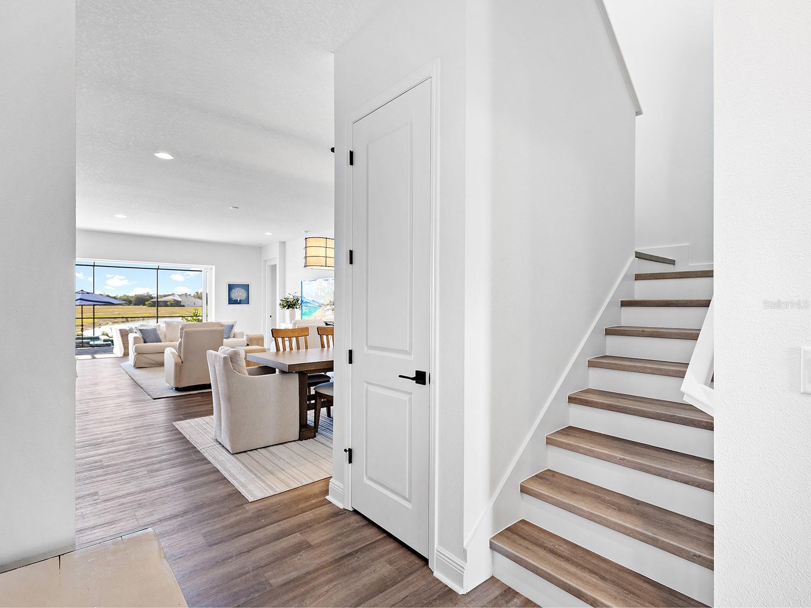 WATERCOLOR PLACE - Residential