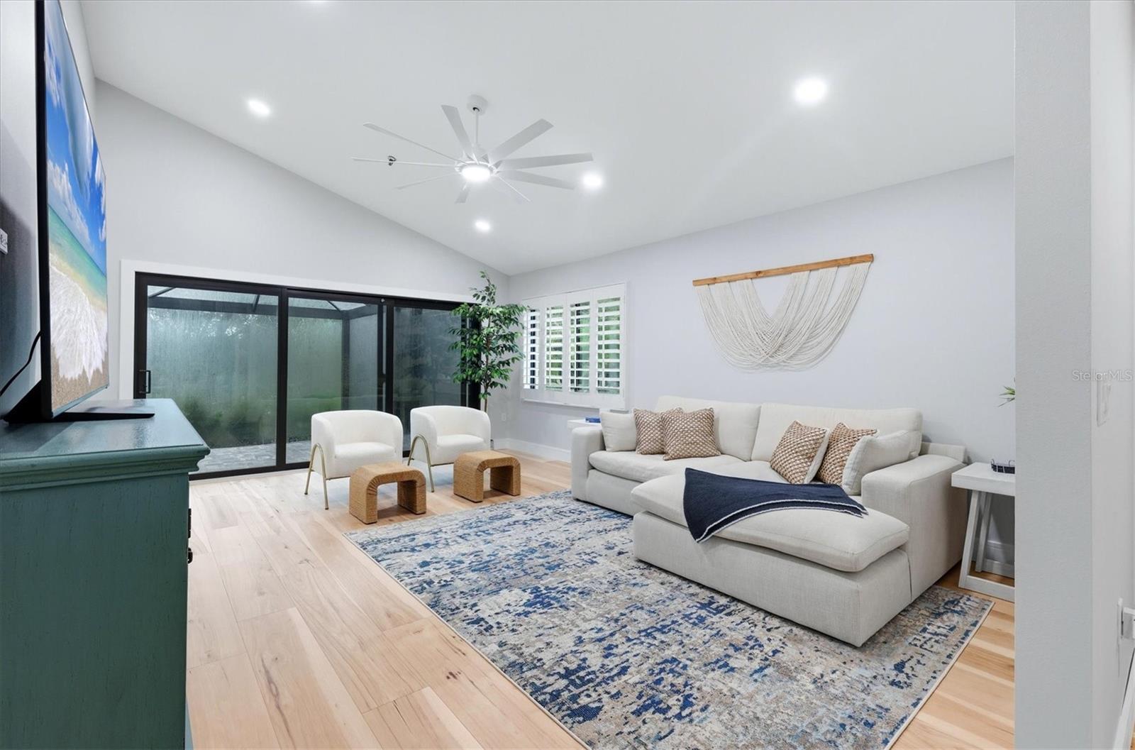 2141 HARBOURSIDE DRIVE 1203