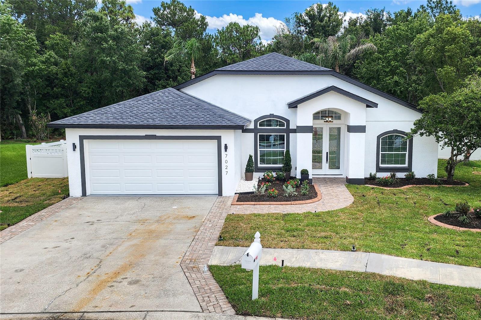 QUAIL WOODS - Residential