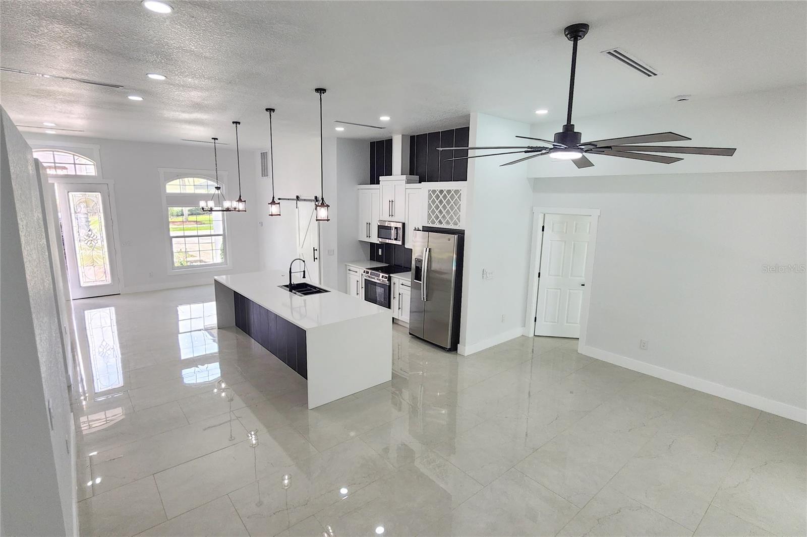 QUAIL WOODS - Residential