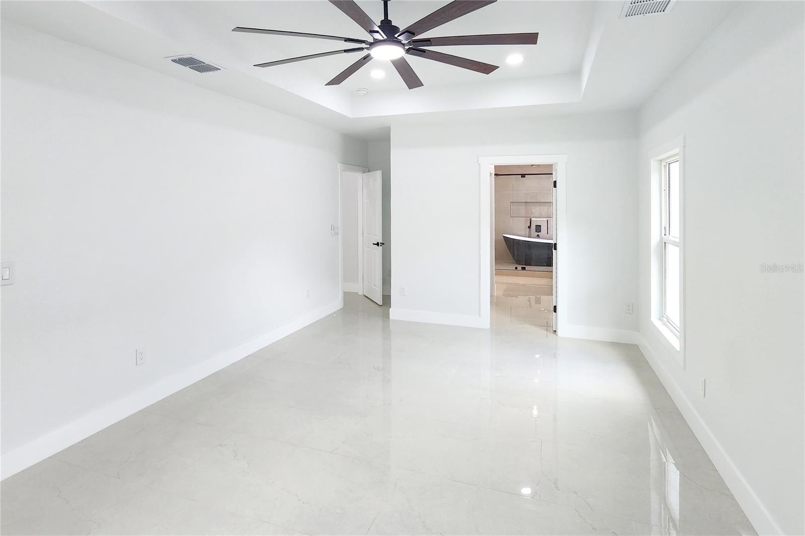 QUAIL WOODS - Residential