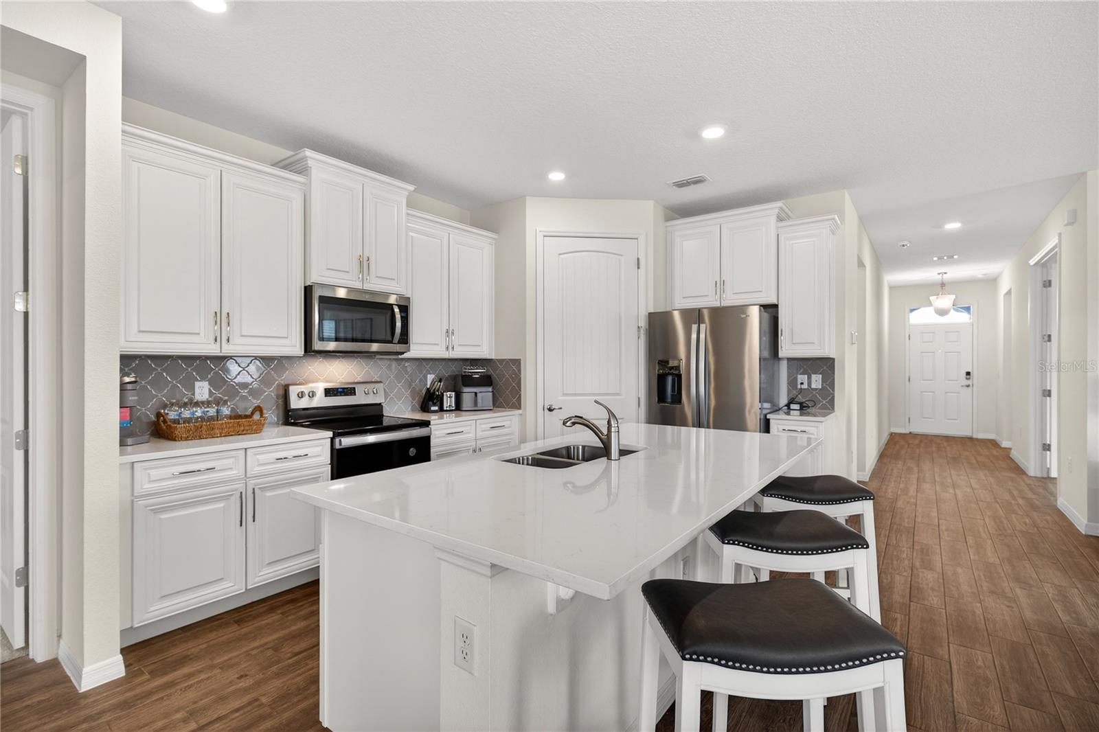 17718 BLAZING STAR CIRCLE