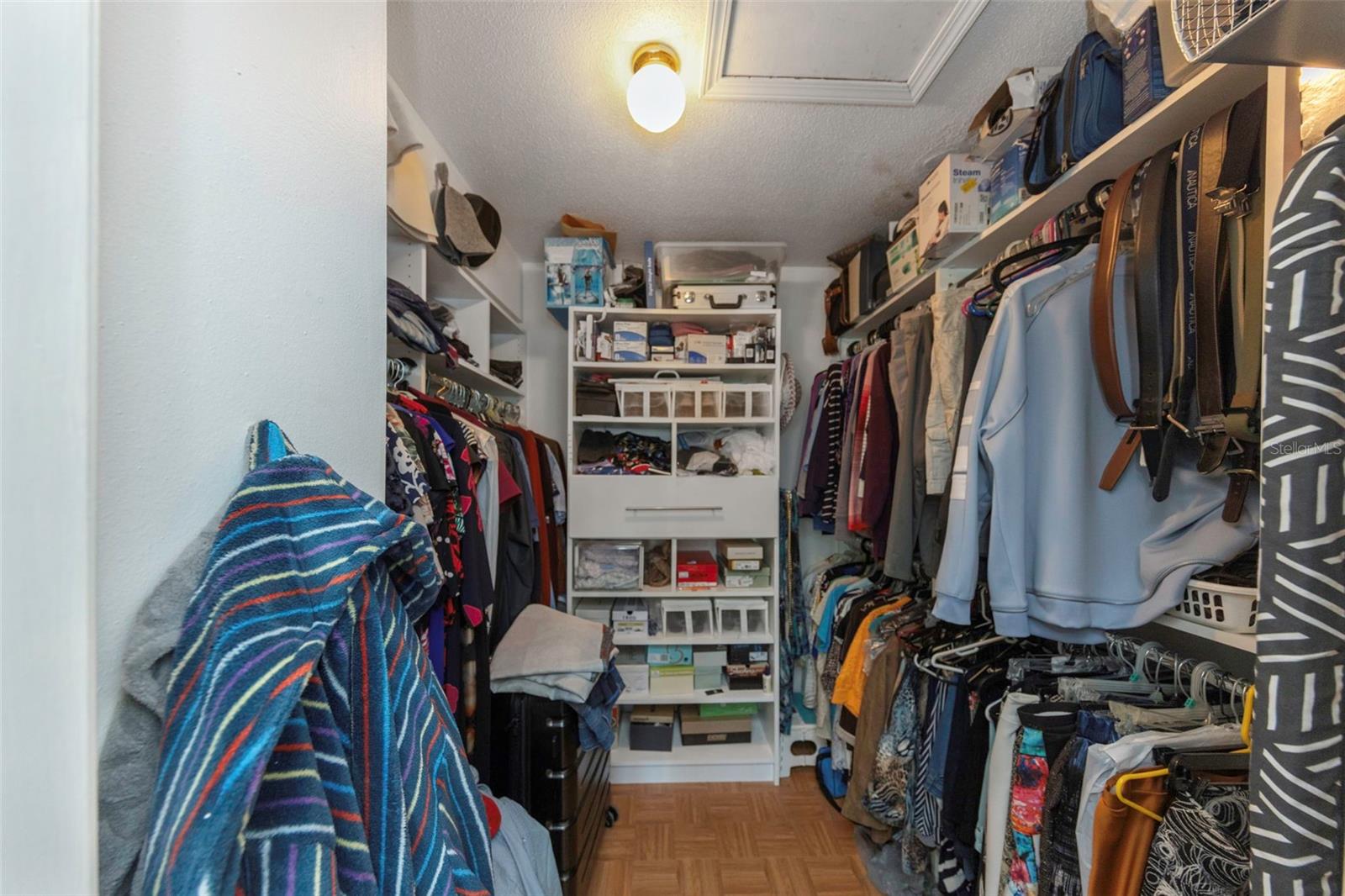 LES CHATEAUX CONDO - Residential