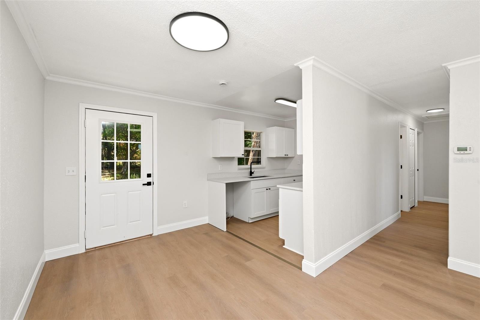 LEESBURG WOODLAND PARK - Residential