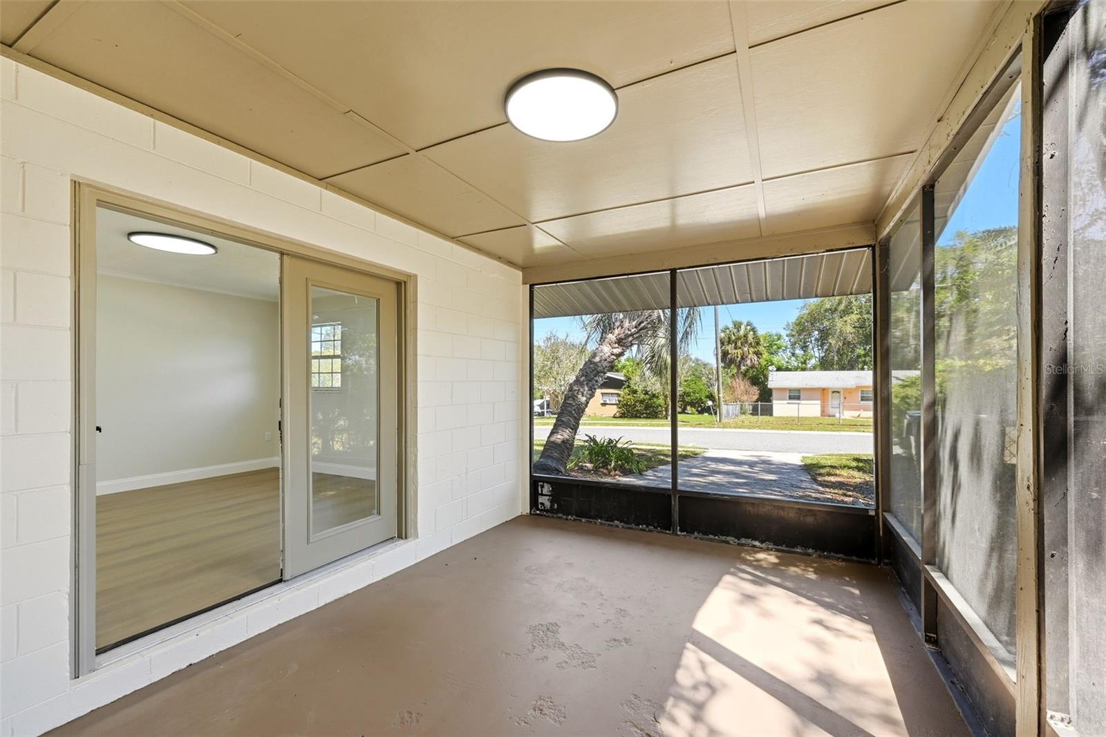 LEESBURG WOODLAND PARK - Residential