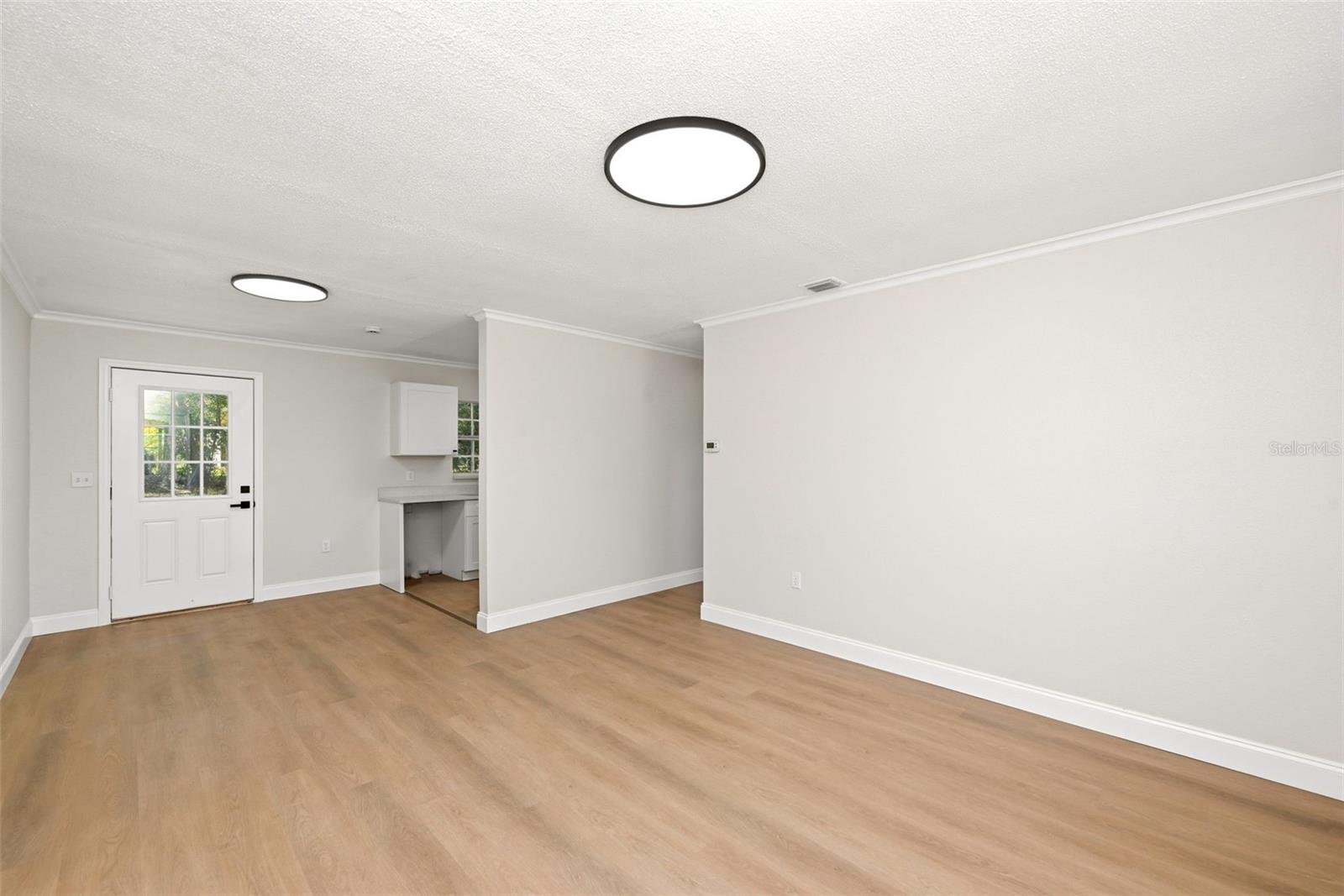 LEESBURG WOODLAND PARK - Residential