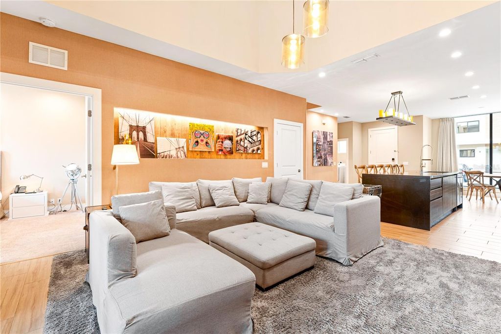 Photo of 7478 Brooklyn Drive, Kissimmee, FL 34747 (MLS # O6378943)