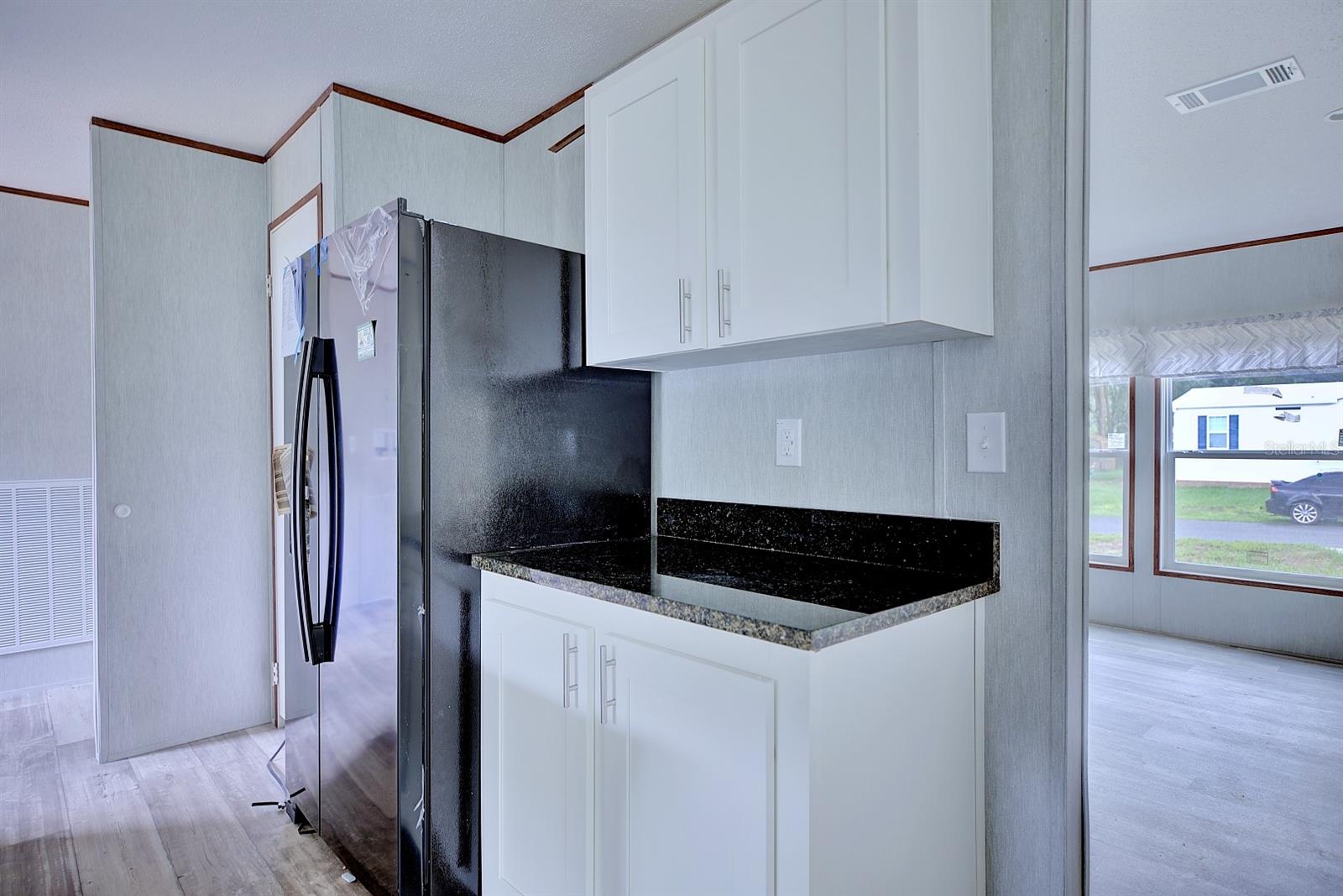 CONCORDIA PARK 01 - Residential Lease