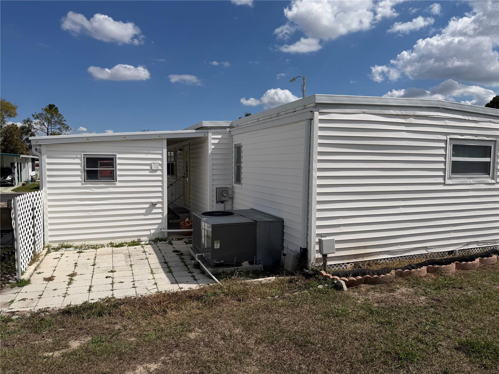 PALM HILL MOBILE HOME PARK UNREC - Residential