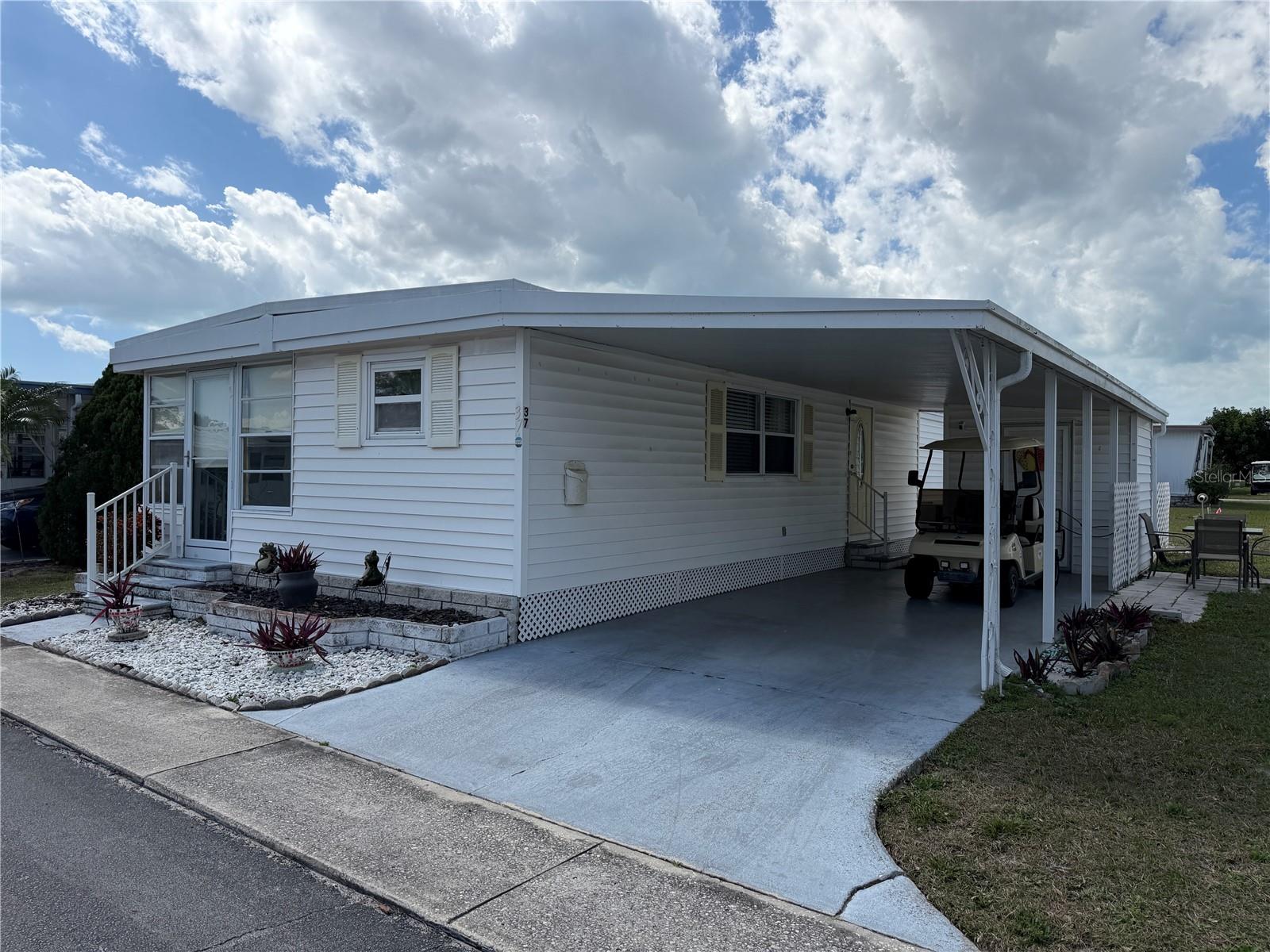 PALM HILL MOBILE HOME PARK UNREC - Residential