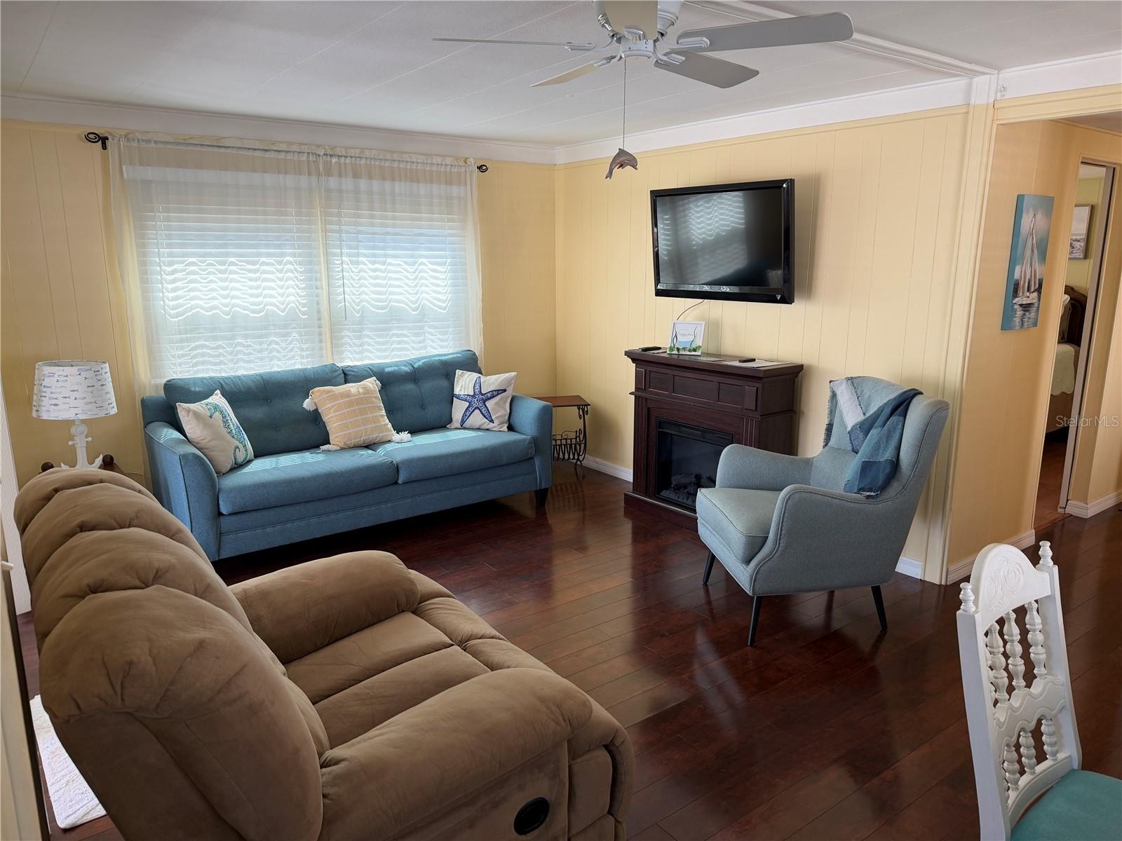 PALM HILL MOBILE HOME PARK UNREC - Residential