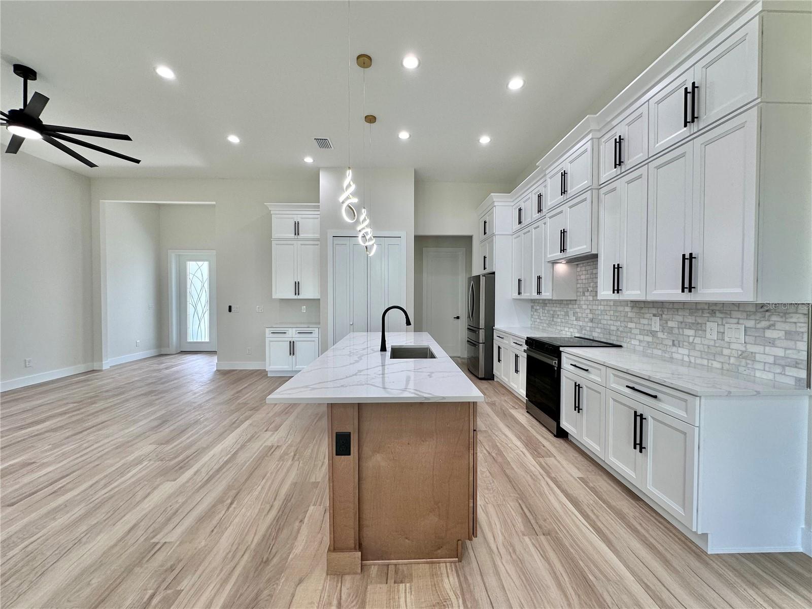 PORT CHARLOTTE SUB 08 - Residential