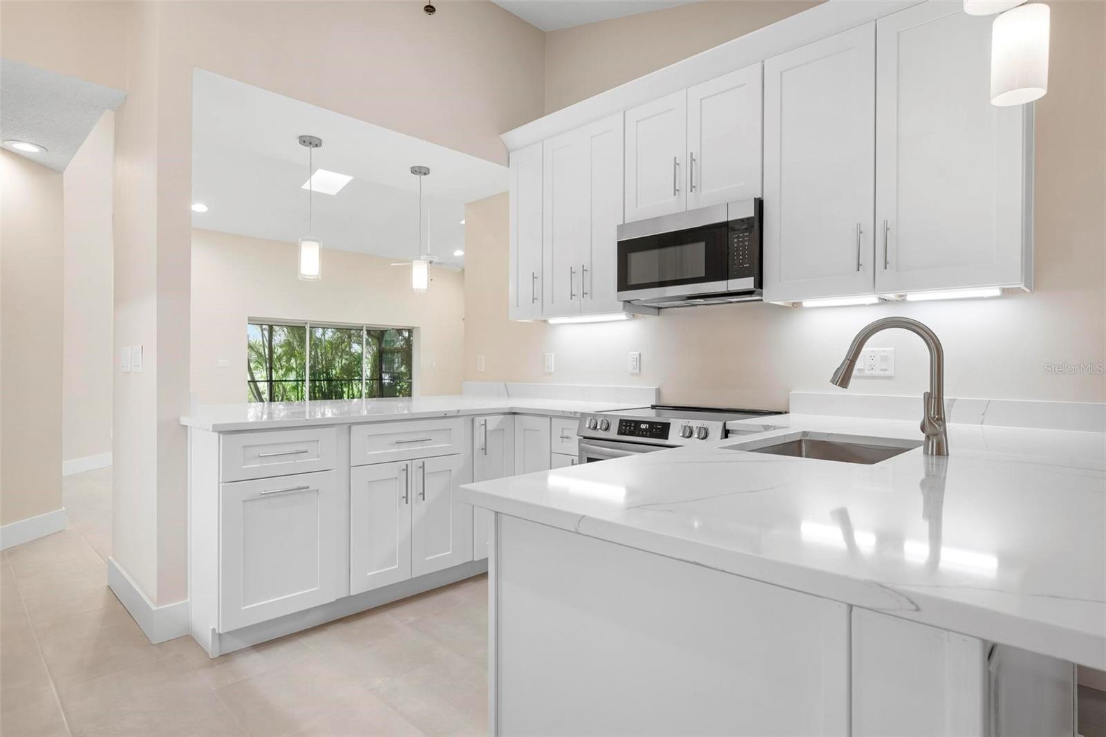 4472 CALLE SERENA