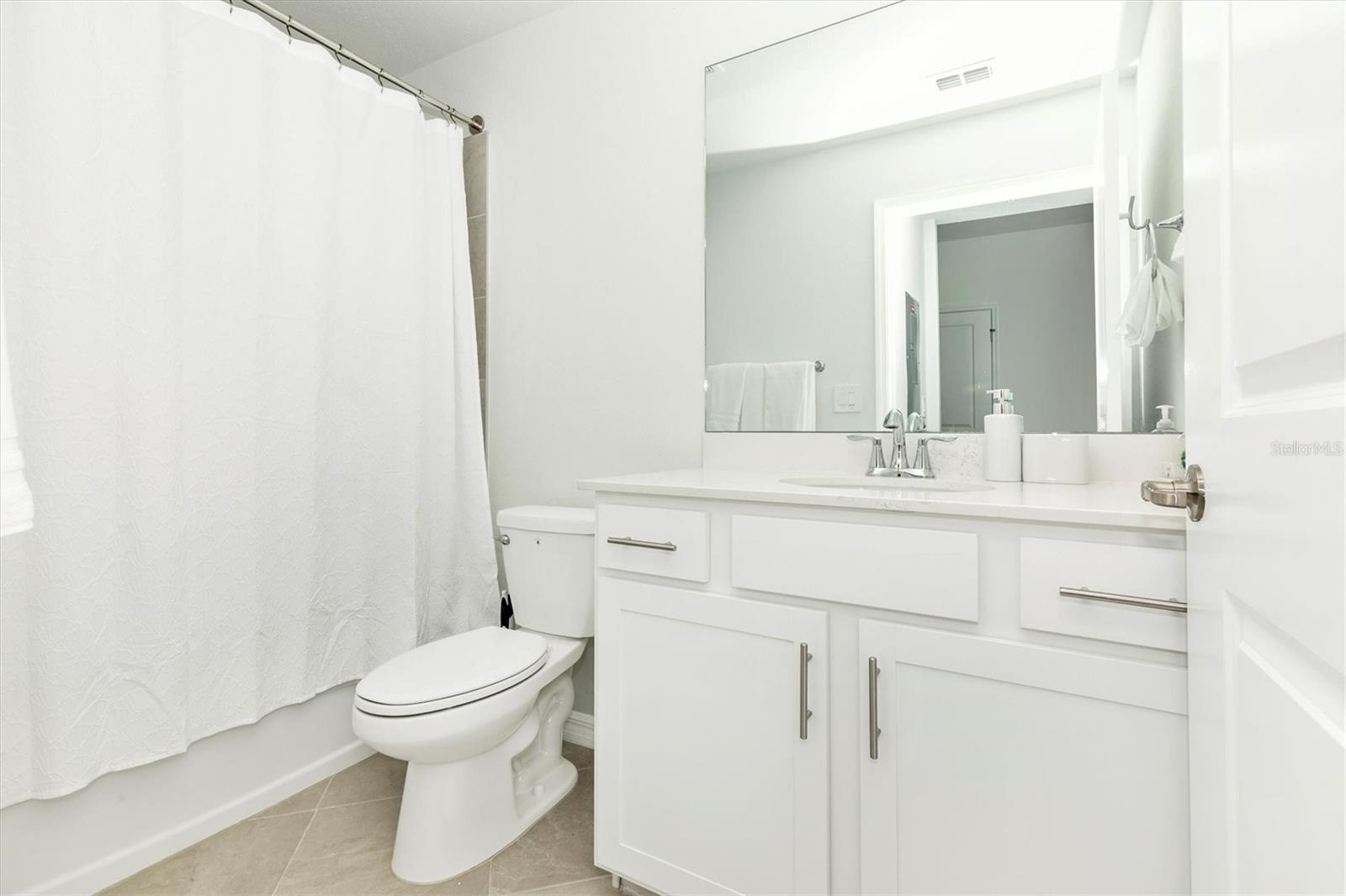WELLEN PARK GOLF & COUNTRY CLUB - Residential Lease