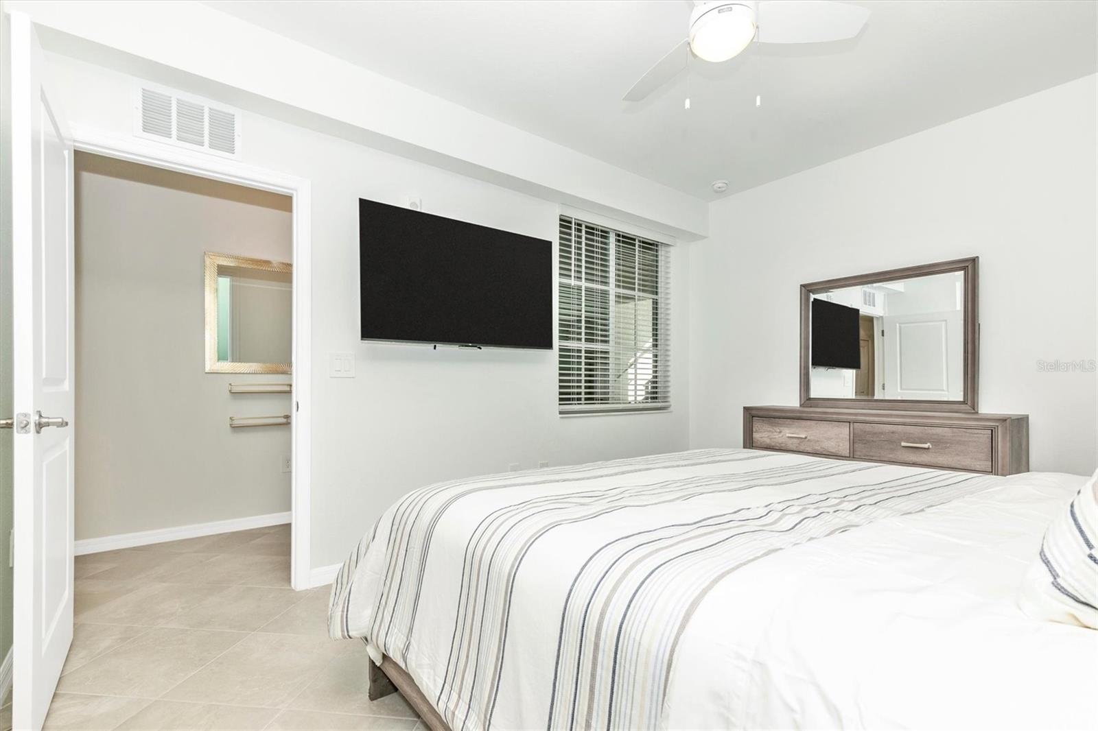 WELLEN PARK GOLF & COUNTRY CLUB - Residential Lease