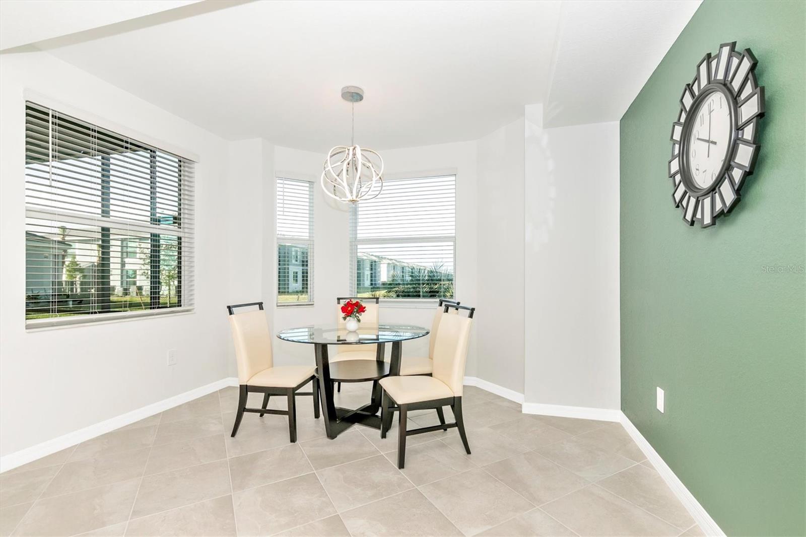 WELLEN PARK GOLF & COUNTRY CLUB - Residential Lease