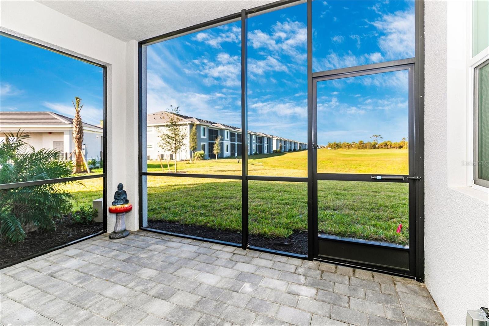 WELLEN PARK GOLF & COUNTRY CLUB - Residential Lease