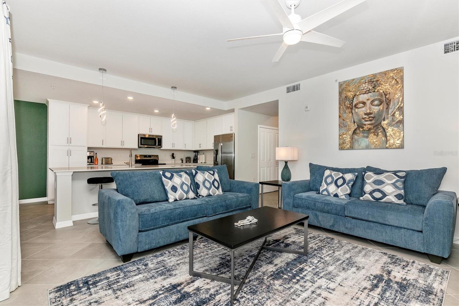 WELLEN PARK GOLF & COUNTRY CLUB - Residential Lease