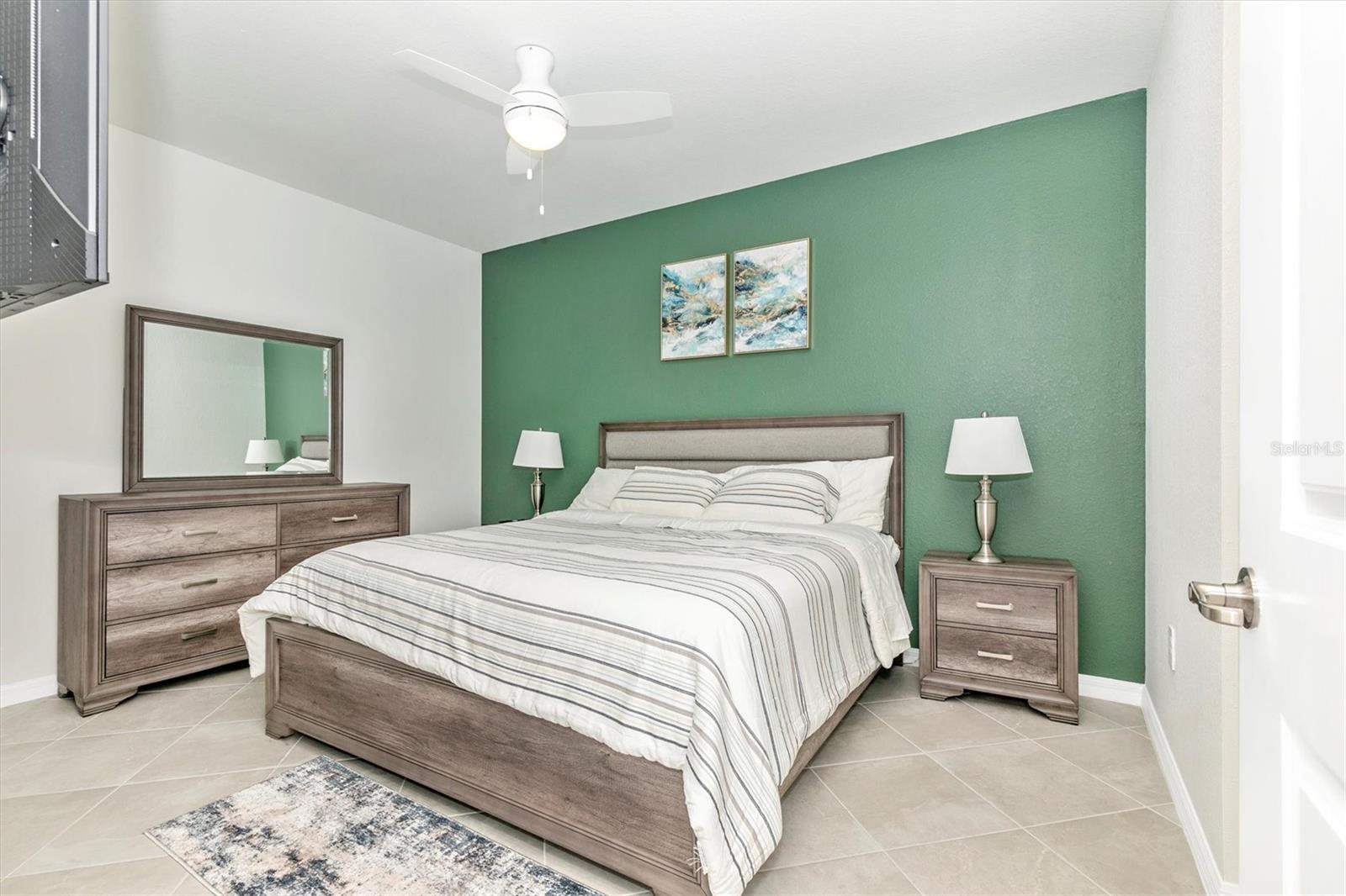 WELLEN PARK GOLF & COUNTRY CLUB - Residential Lease