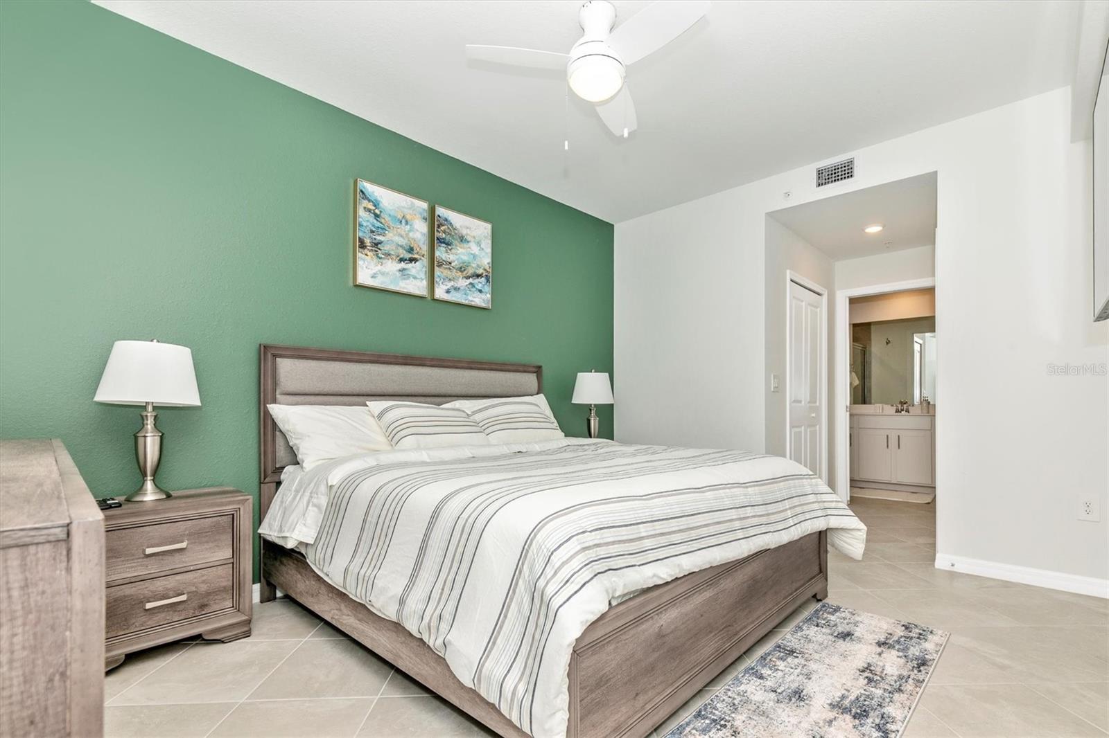 WELLEN PARK GOLF & COUNTRY CLUB - Residential Lease