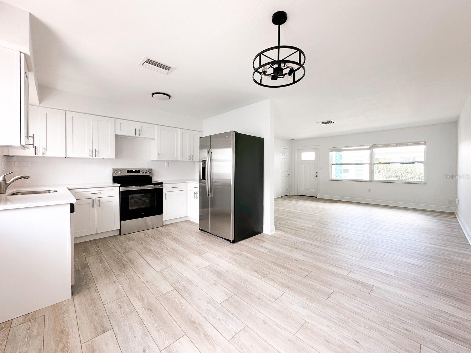 ISLE OF PALMS - Residential Income