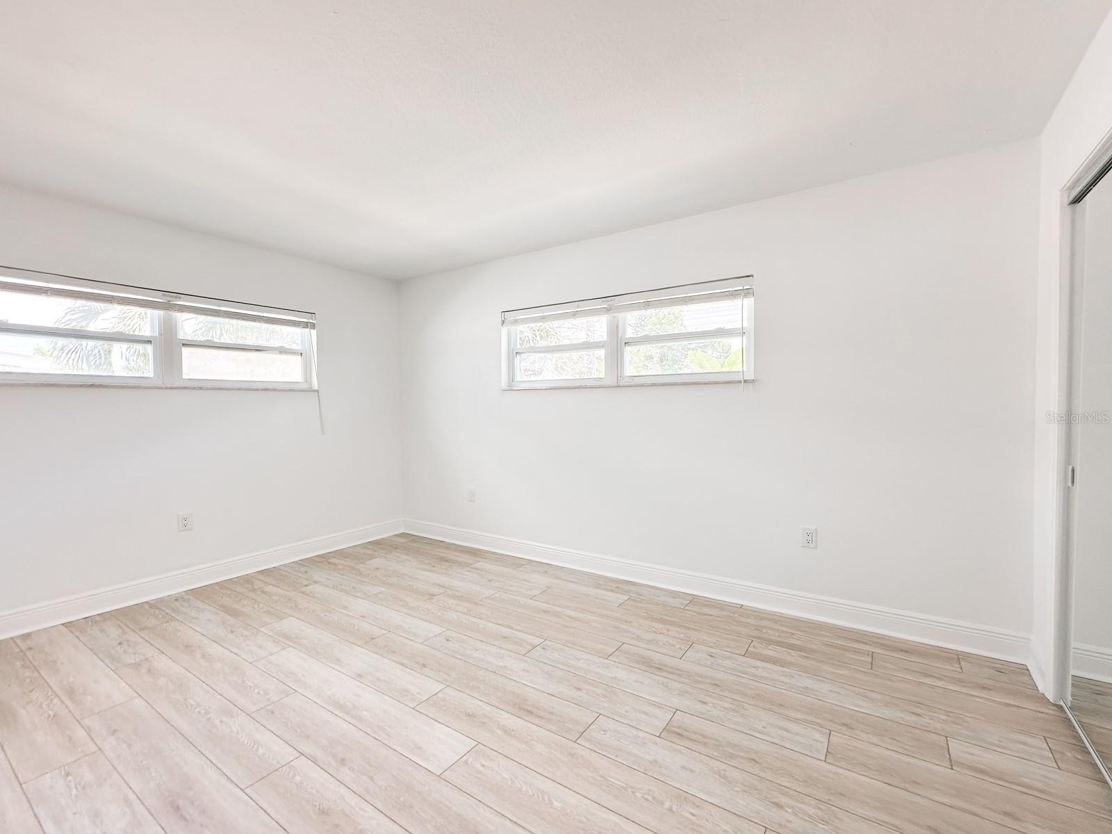 ISLE OF PALMS - Residential Income