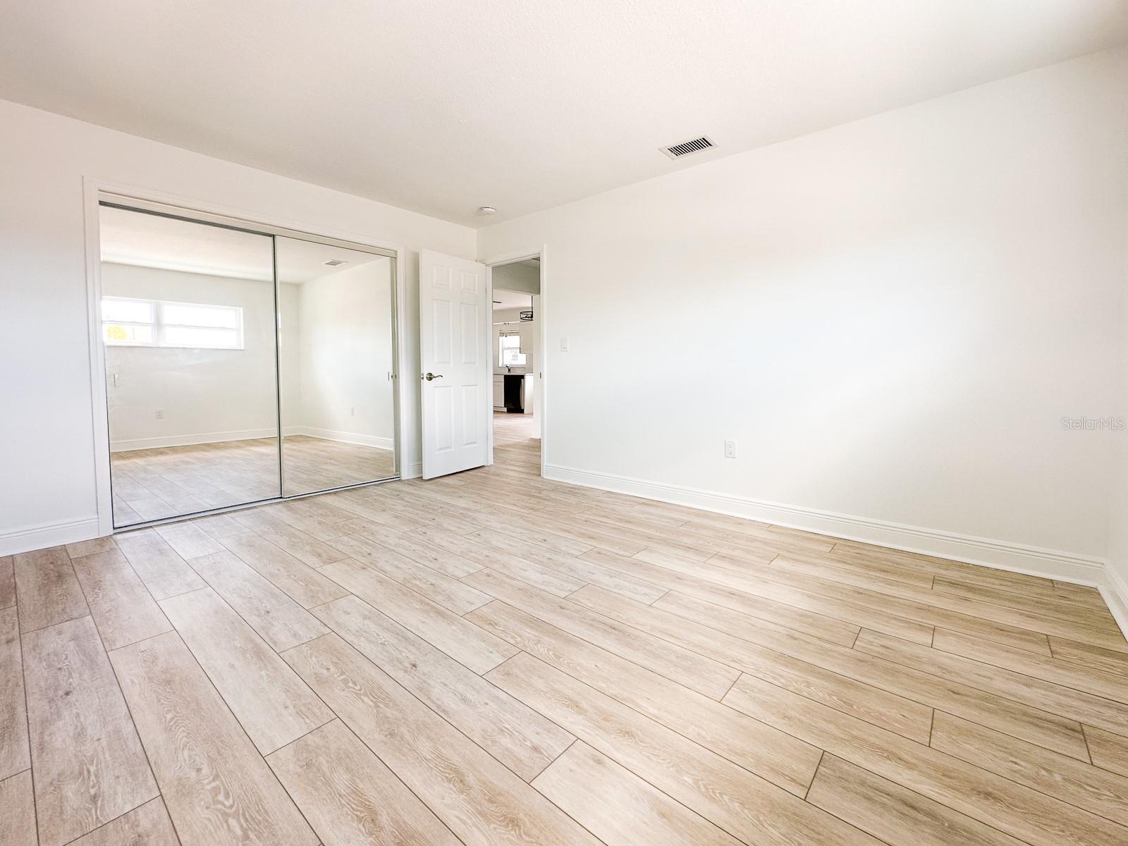 ISLE OF PALMS - Residential Income