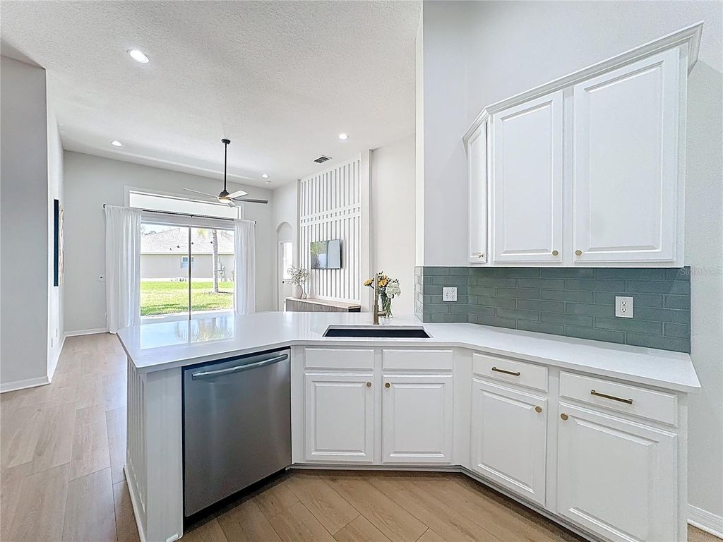 Photo of 336 Courtlea Park Drive, Winter Garden, FL 34787 (MLS # S5145471)