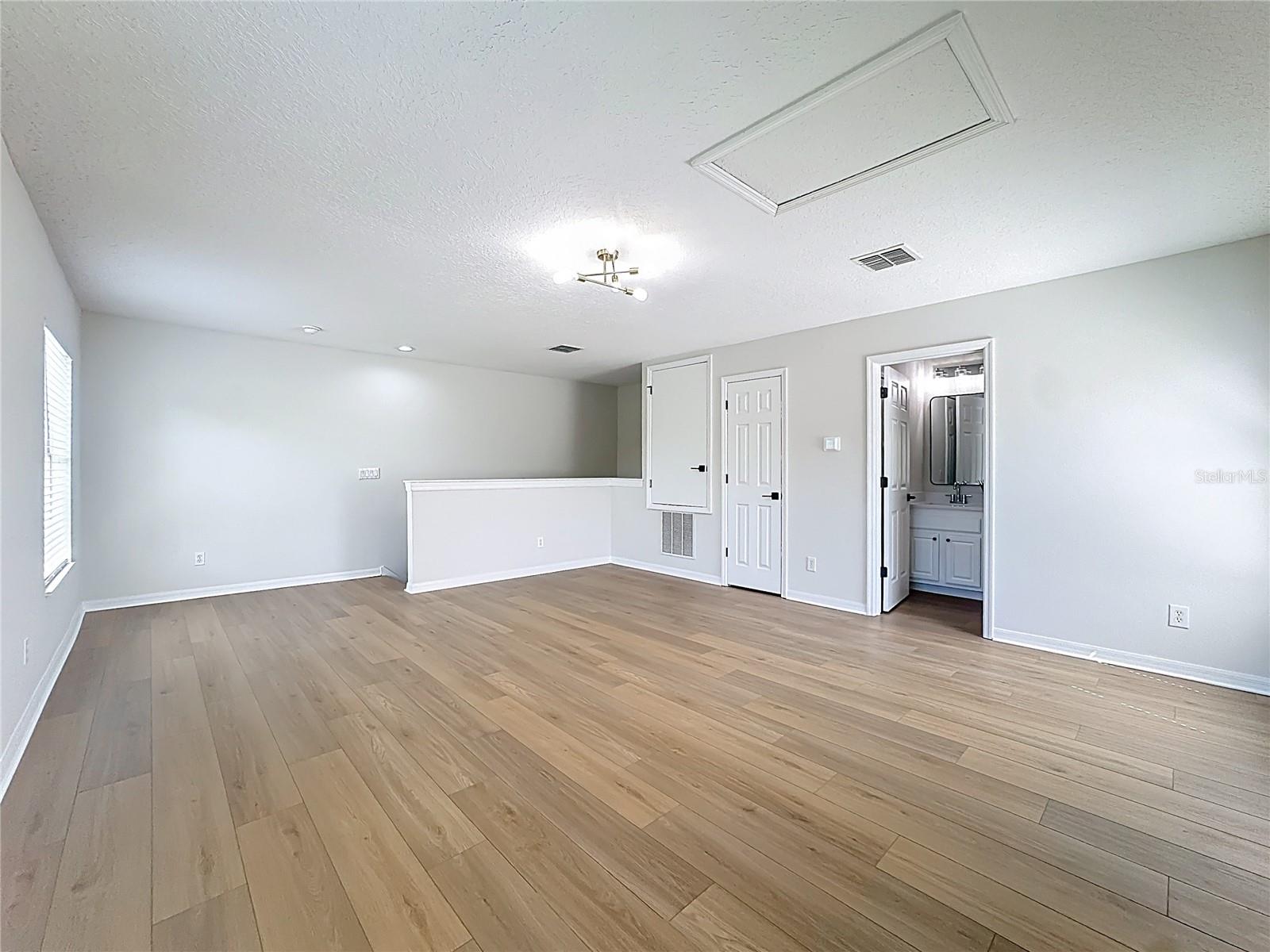 GREYSTONE PH 01 - Residential