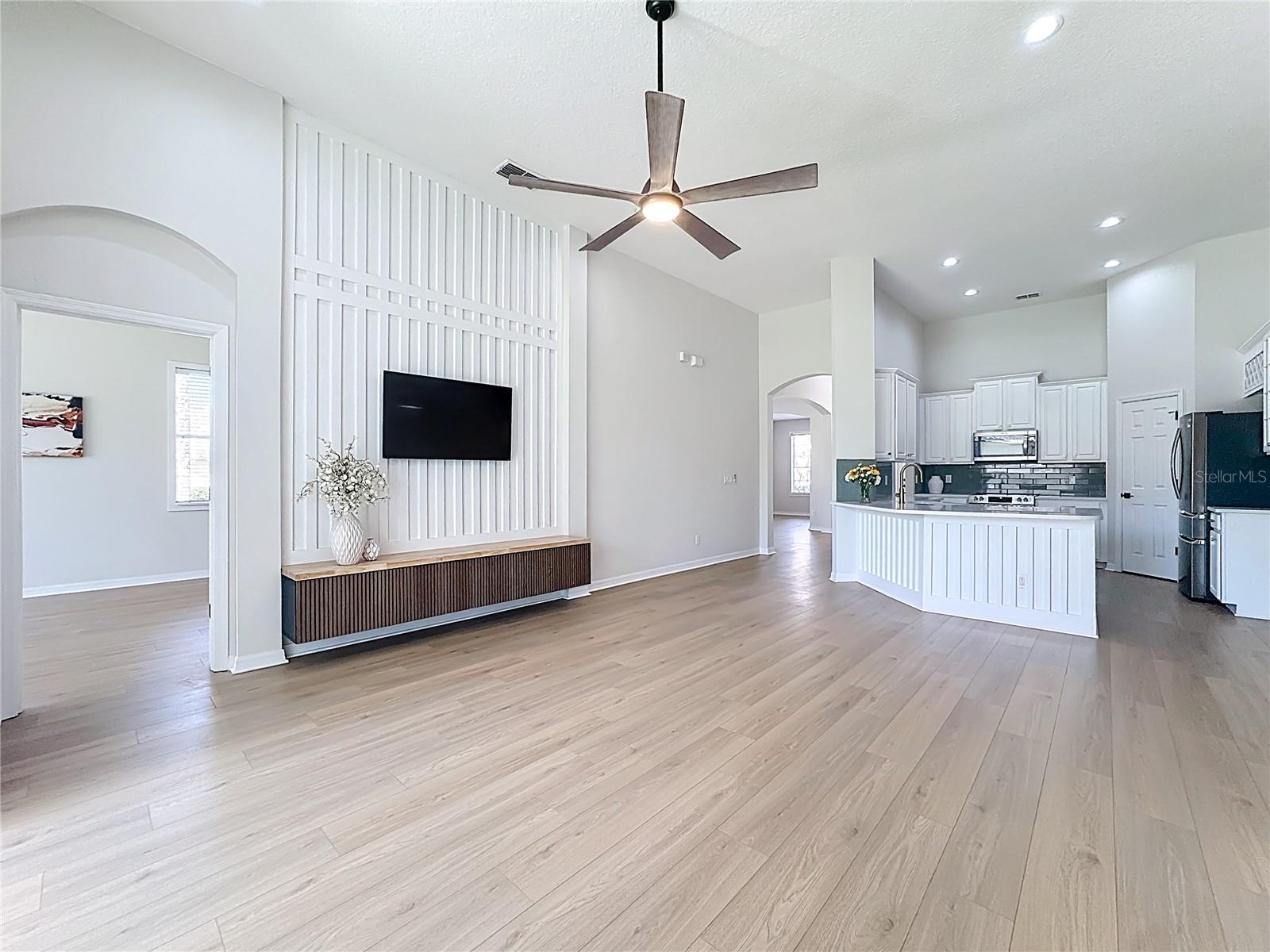 GREYSTONE PH 01 - Residential