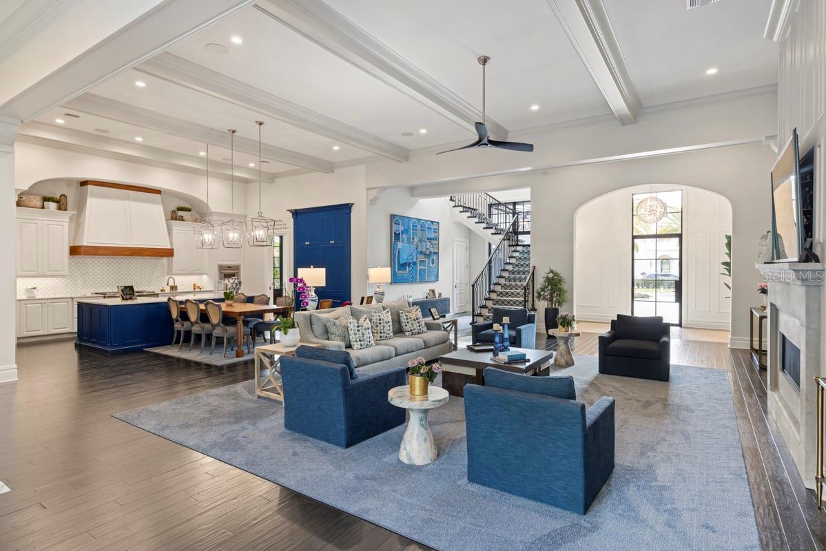 GOLDEN OAK - Residential