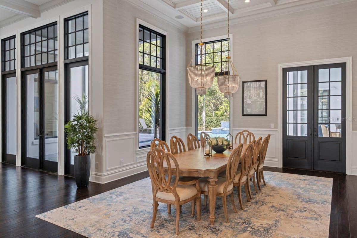 GOLDEN OAK - Residential