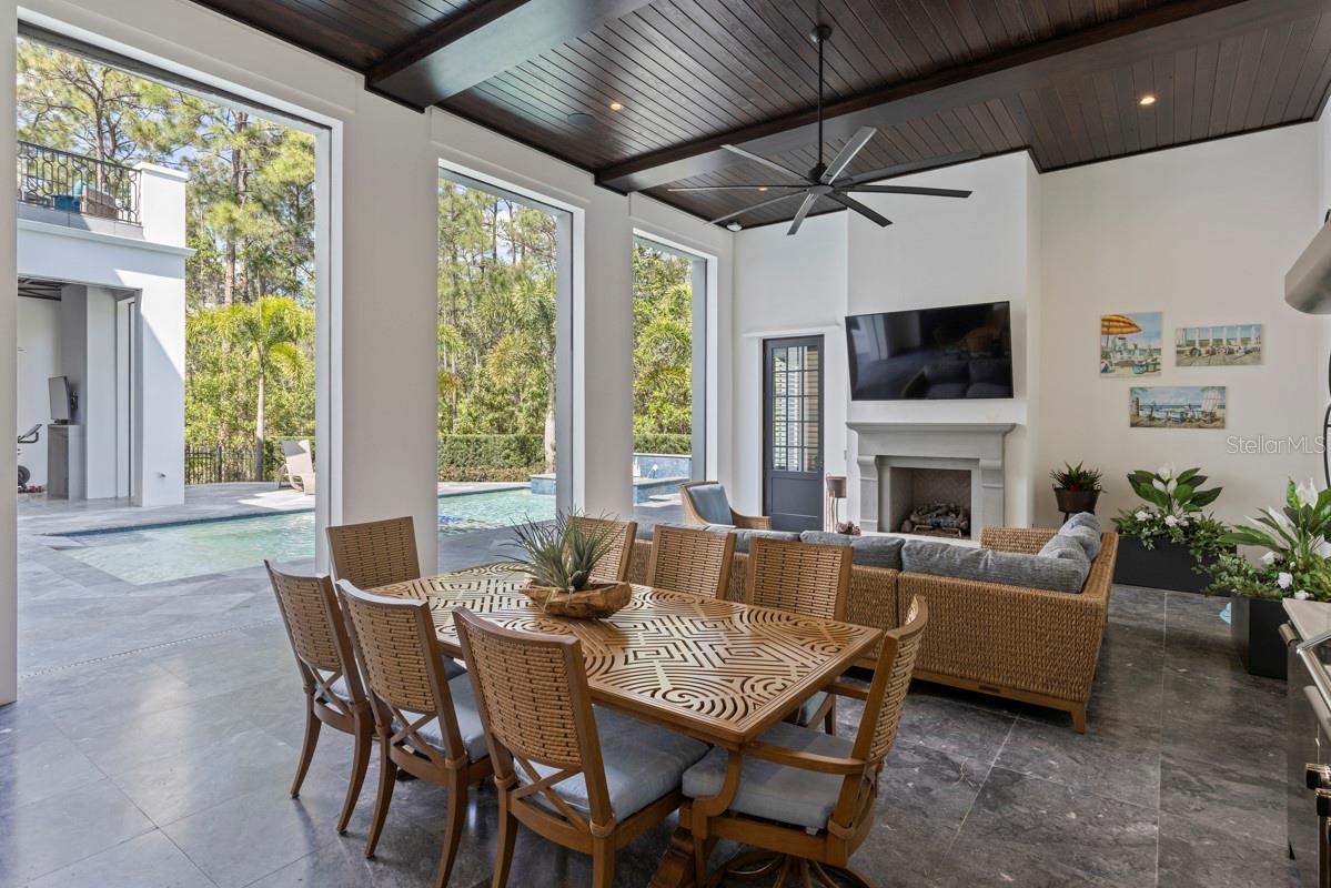 GOLDEN OAK - Residential