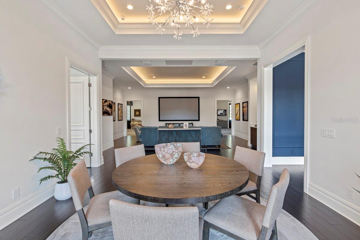 GOLDEN OAK - Residential