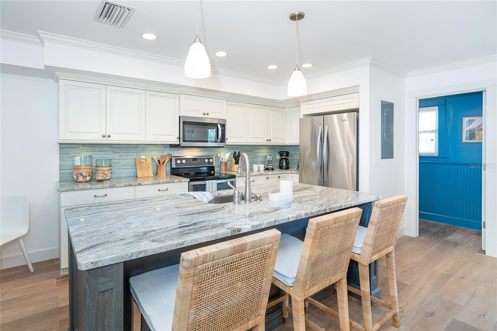 COLONY DON PEDRO PH 02 - Residential