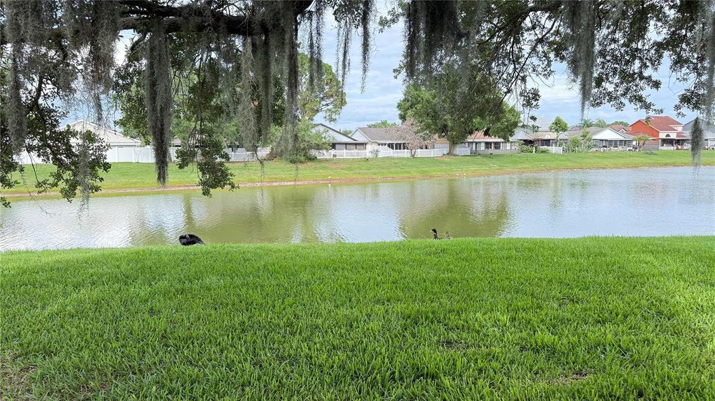 Photo of 72 Lakepointe Circle, Kissimmee, FL 34743 (MLS # O6412111)